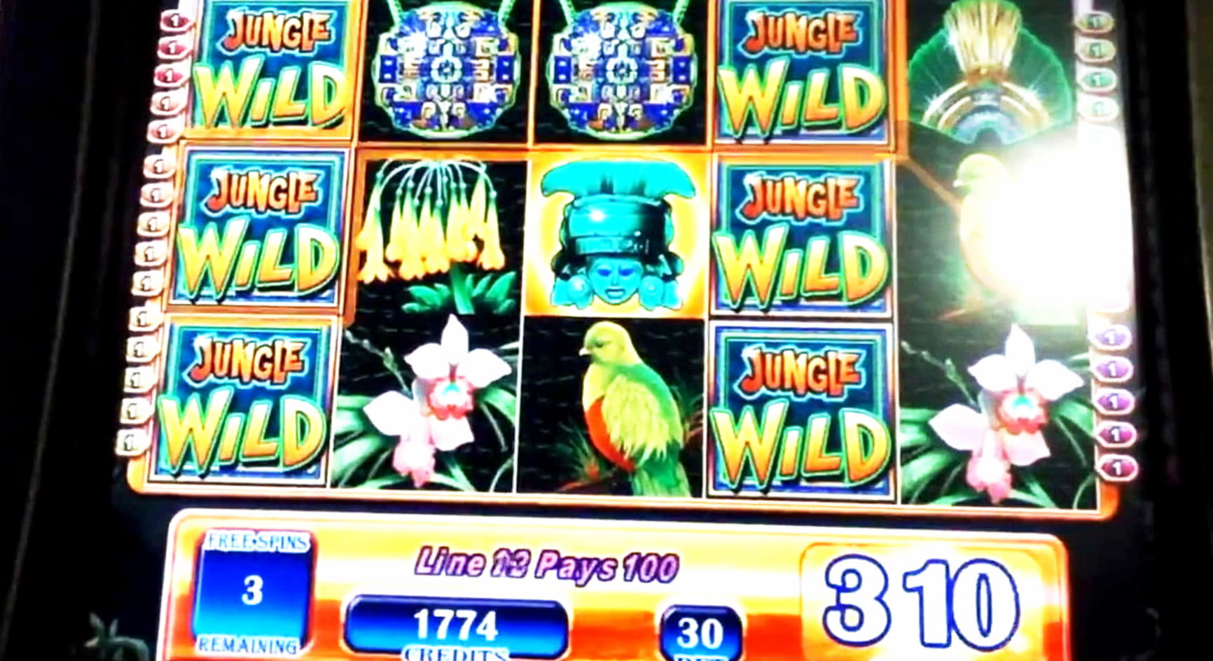 Eur 2140 no deposit at Joy Casino