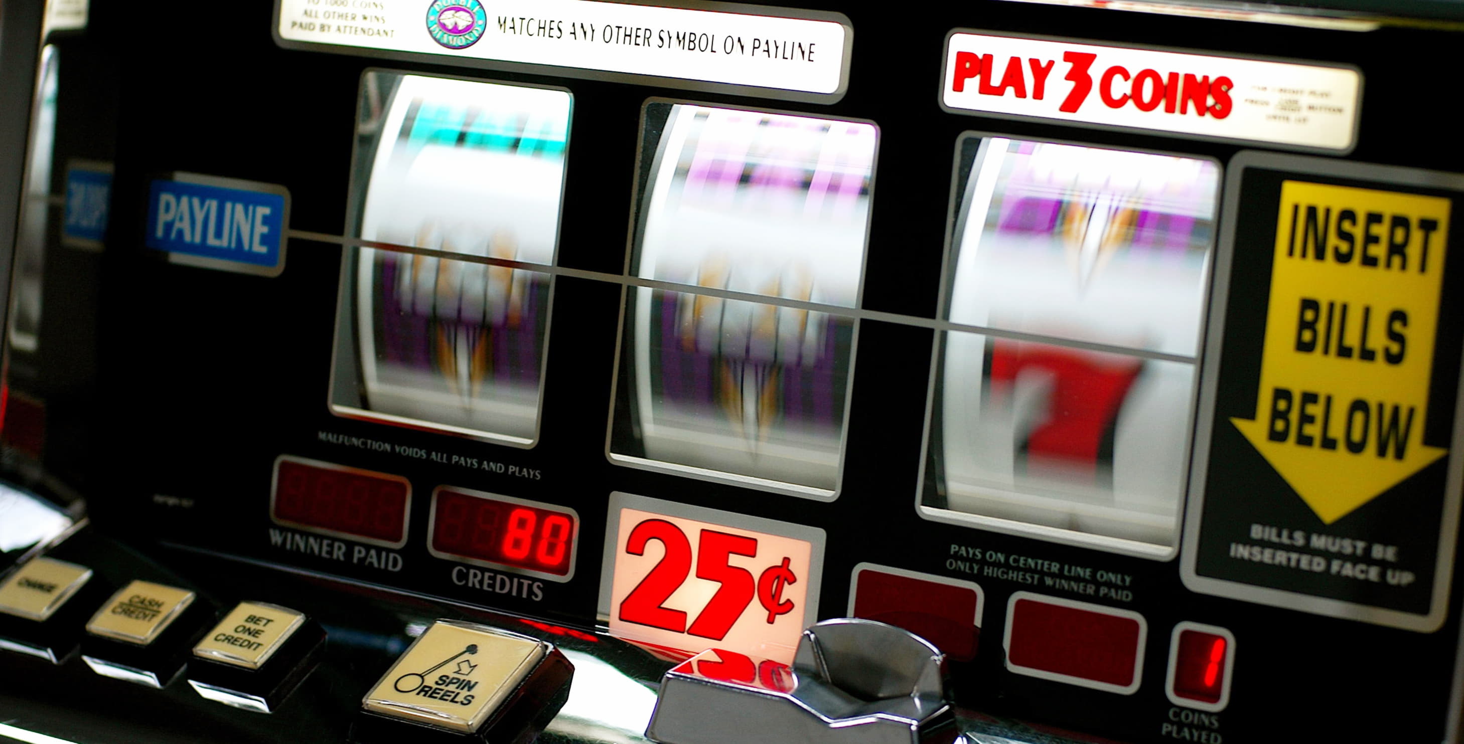100 Free spins at Jackpot City Casino