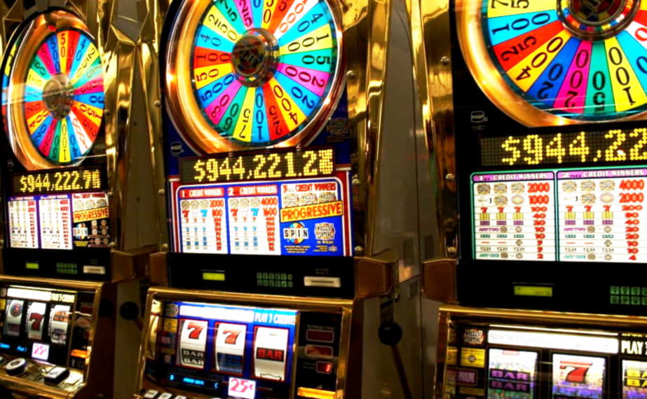 EUR 215 Online Casino Tournament at Royal Dubai Casino
