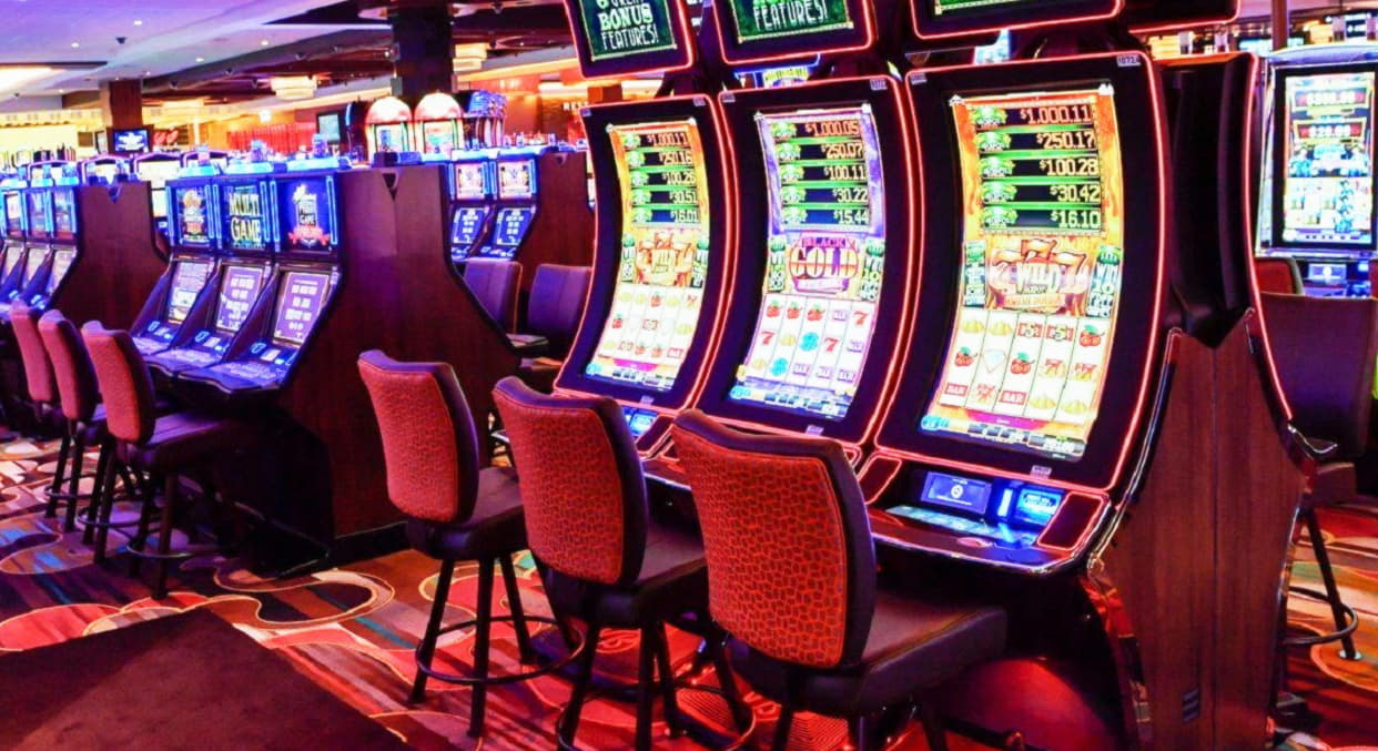 $1100 No Deposit Bonus Code at Lucky Red Casino