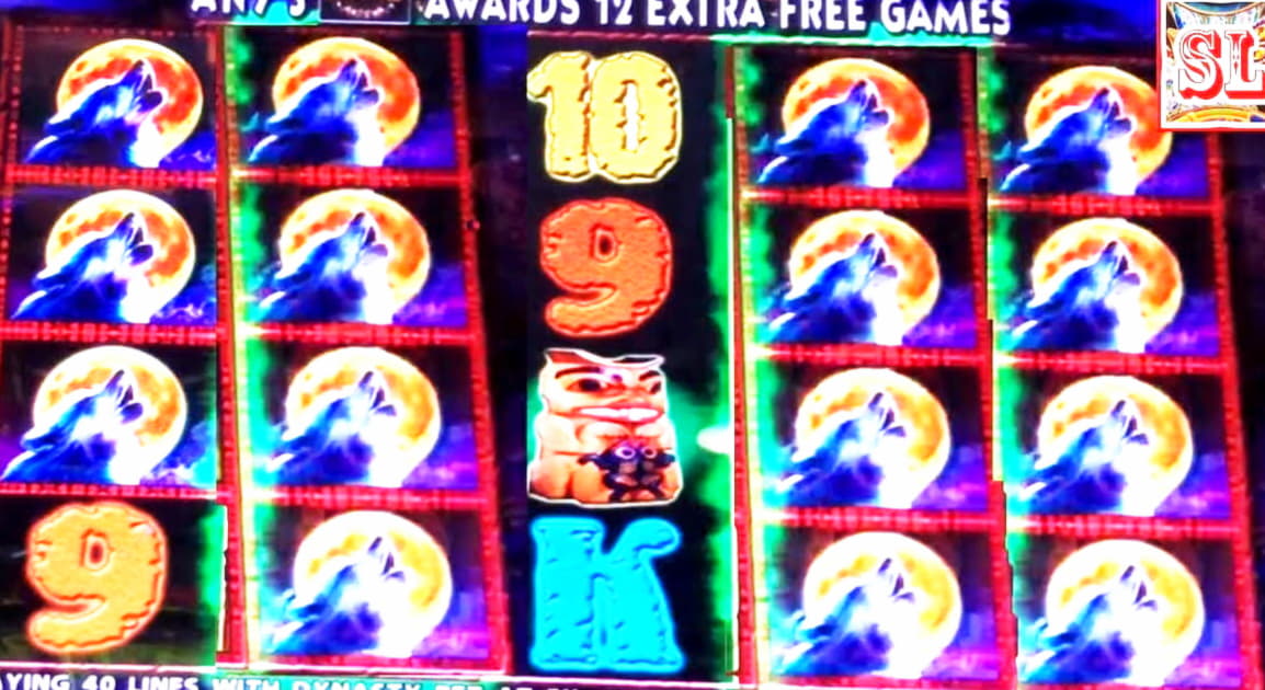 $370 Daily freeroll slot tournament at River Belle Casino