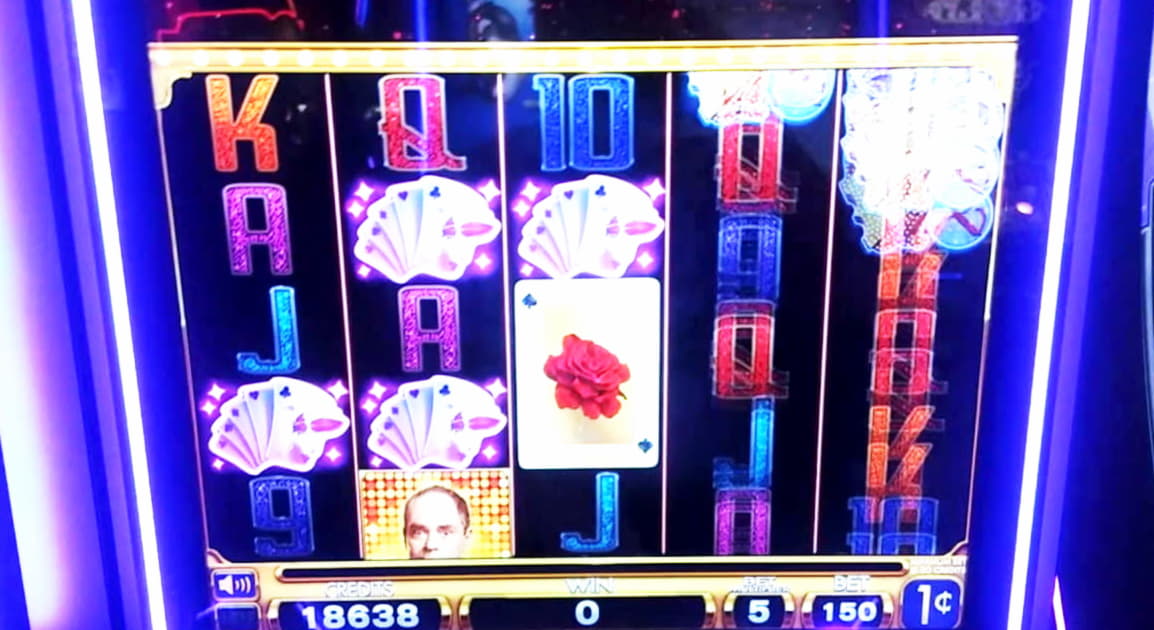 Eur 205 FREE CHIP at Royal Vegas Casino