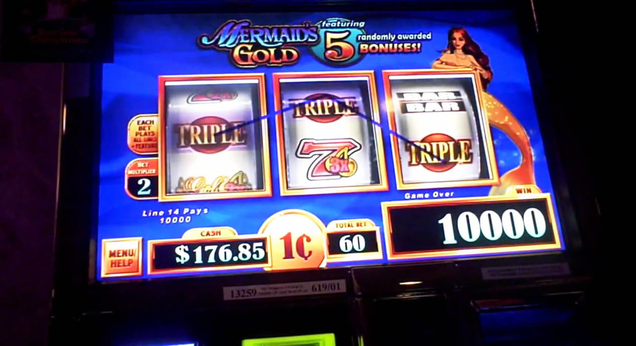 £205 Free Money at Lucky Red Casino
