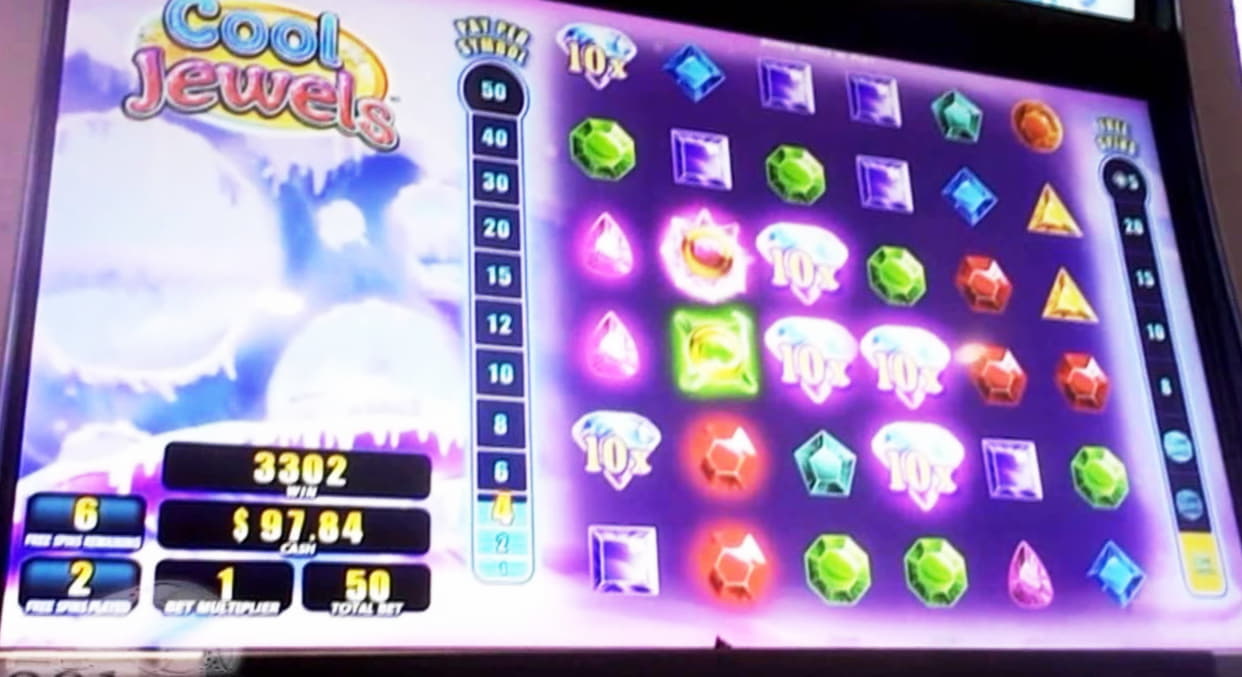 99 Free Spins no deposit at Royal Vegas Casino