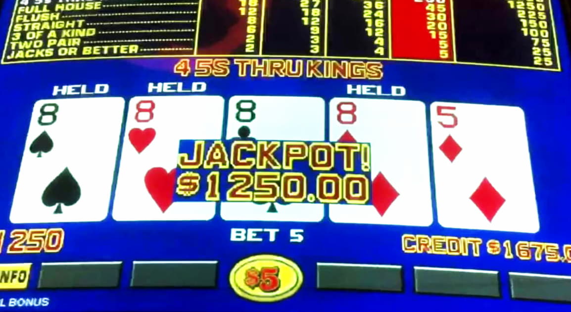 €195 Free Chip Casino at Royal Vegas Casino