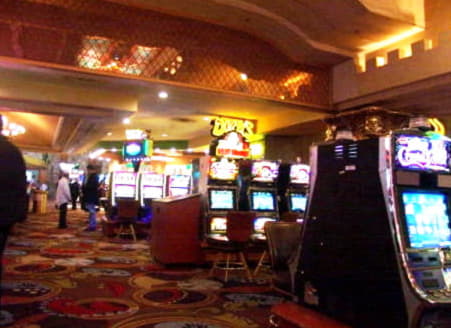 $3410 No deposit bonus casino at Lucky Red Casino