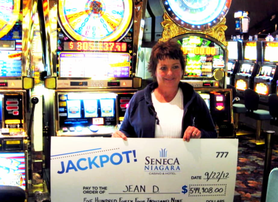 €4225 no deposit bonus at Big Jackpots Casino 