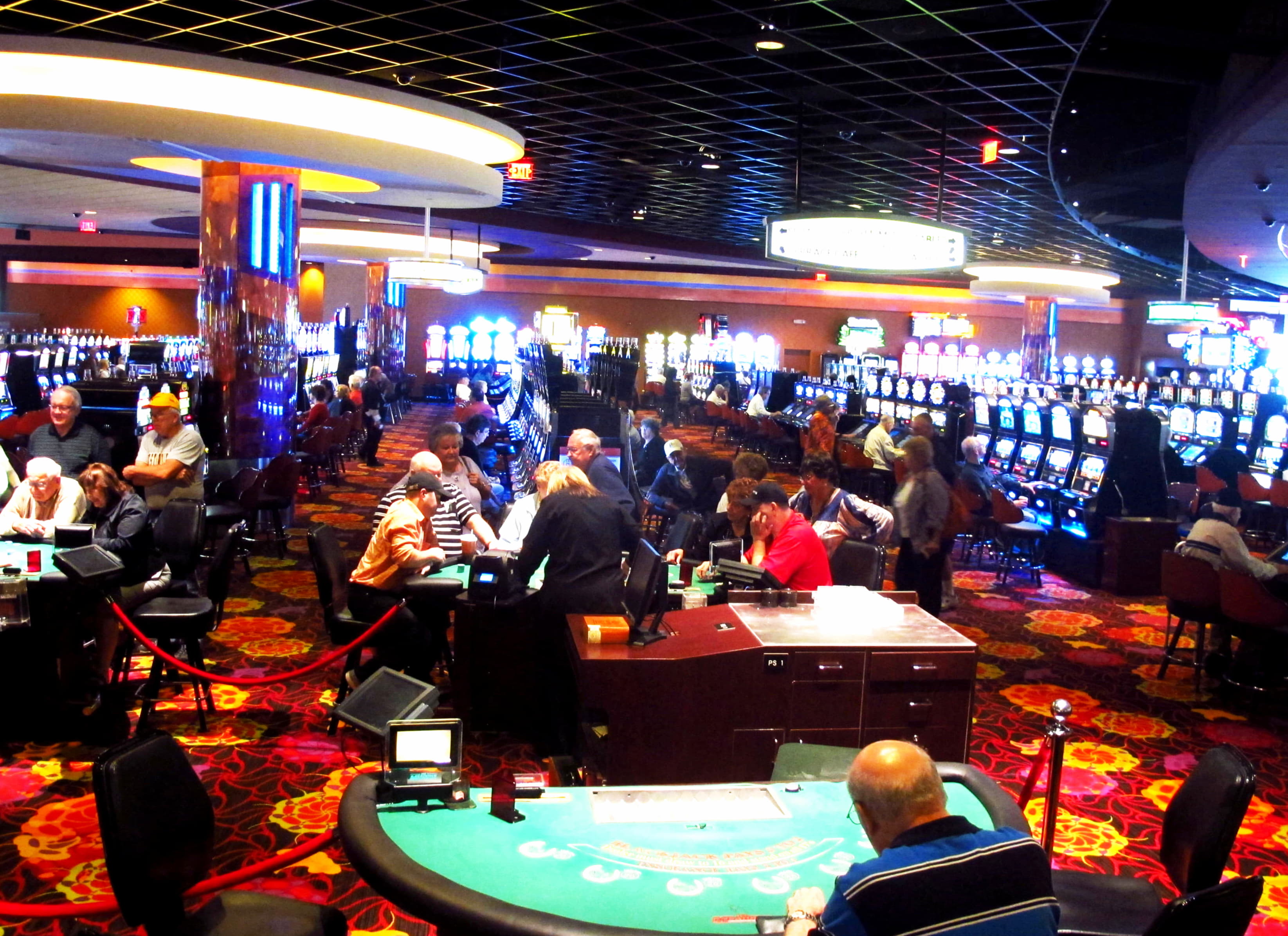220 Loyalty Free Spins! at Casino Las Vegas