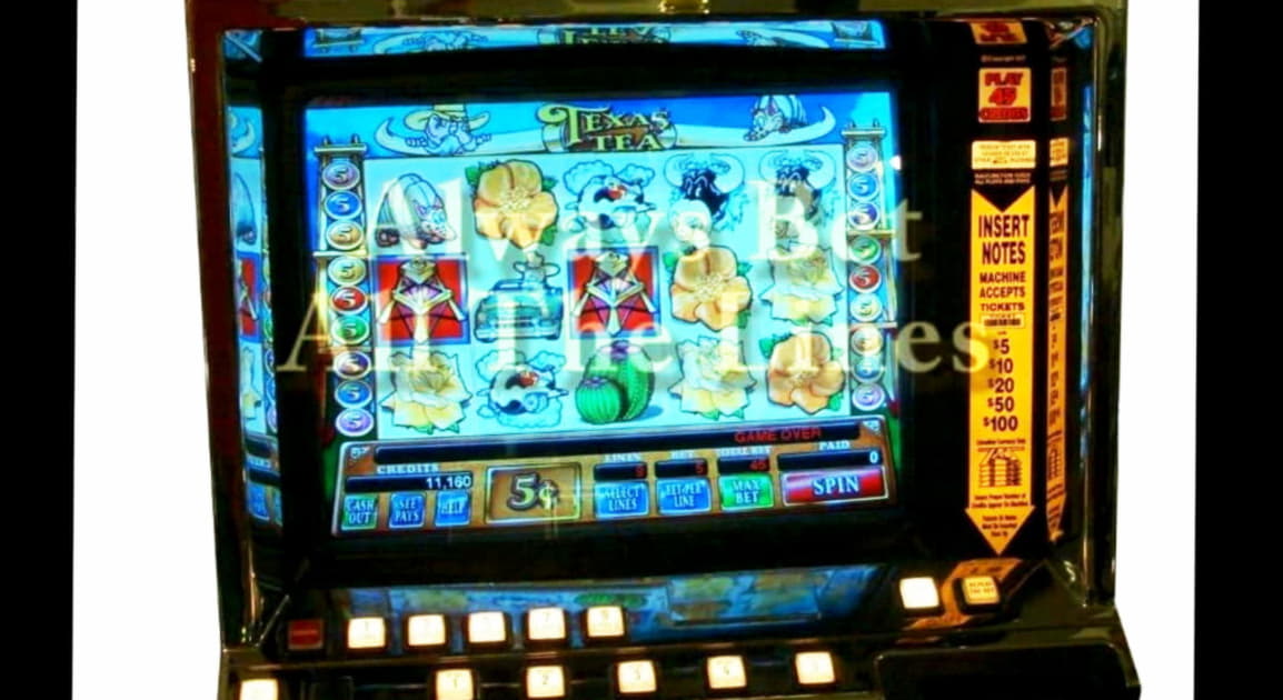 $820 Daily freeroll slot tournament at Emu Casino