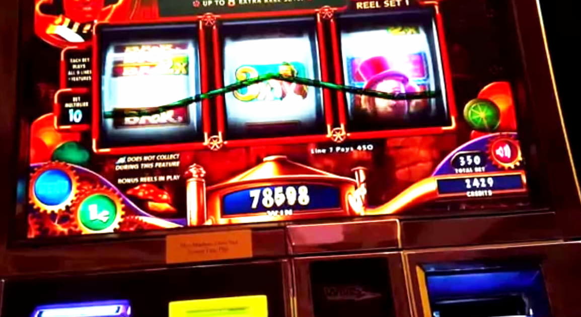 $77 Free casino chip at Royal Vegas Casino
