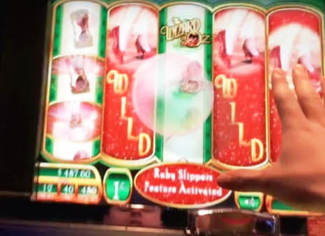 955% First Deposit Bonus at Lucky Red Casino
