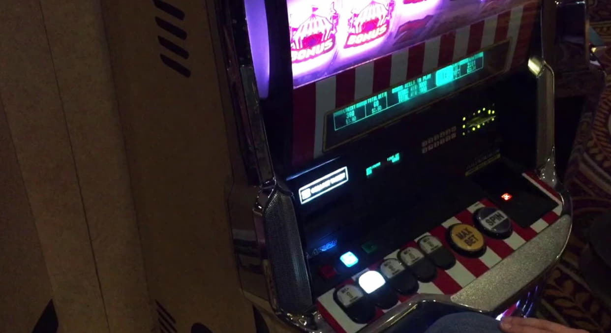 195 free spins at Casino com