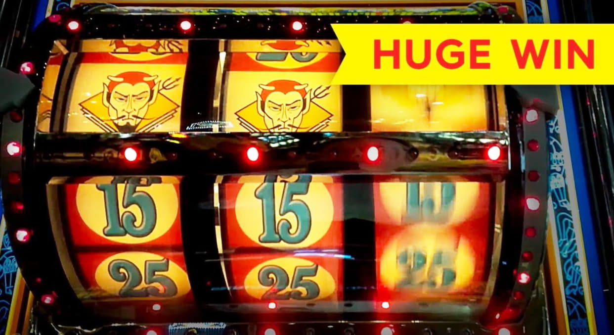 £2100 No deposit bonus casino at Road Casino 