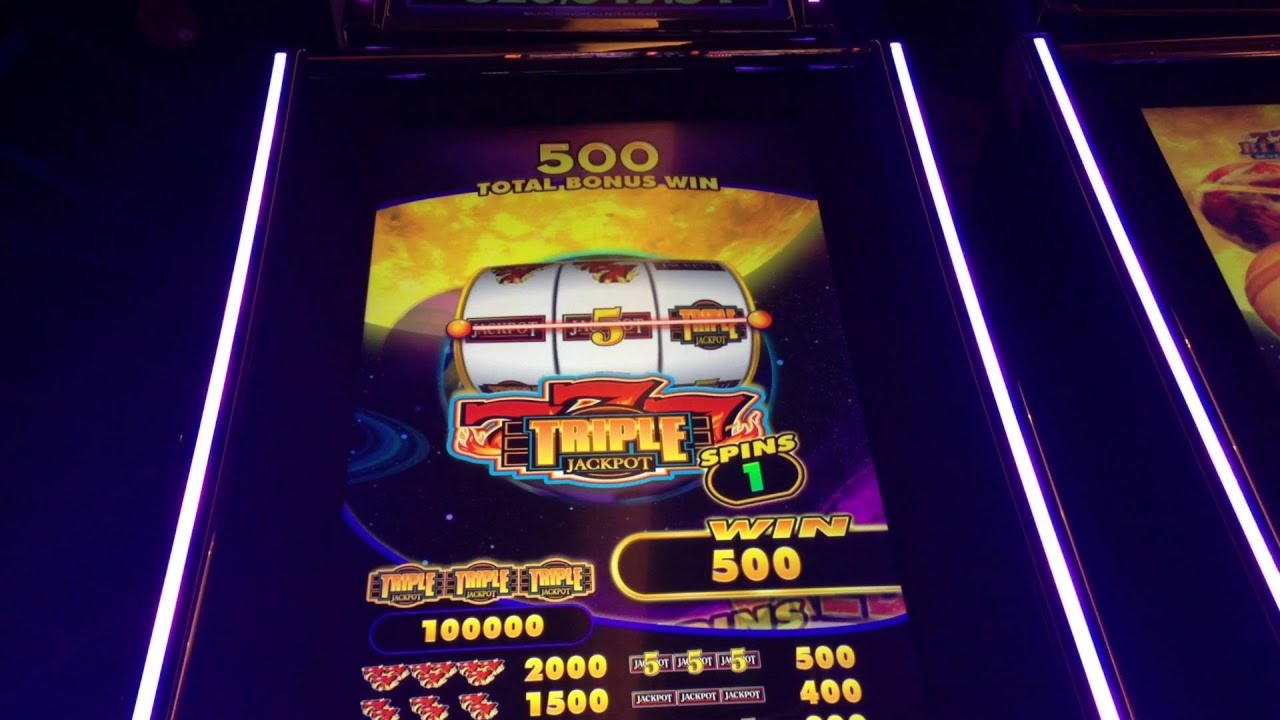 €890 Mobile freeroll slot tournament at Casino-X