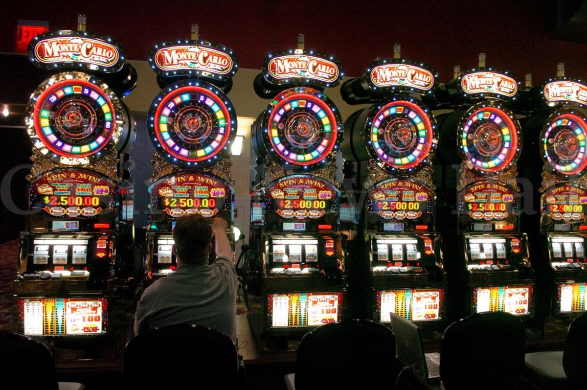 285 FREE SPINS at All Slots Casino