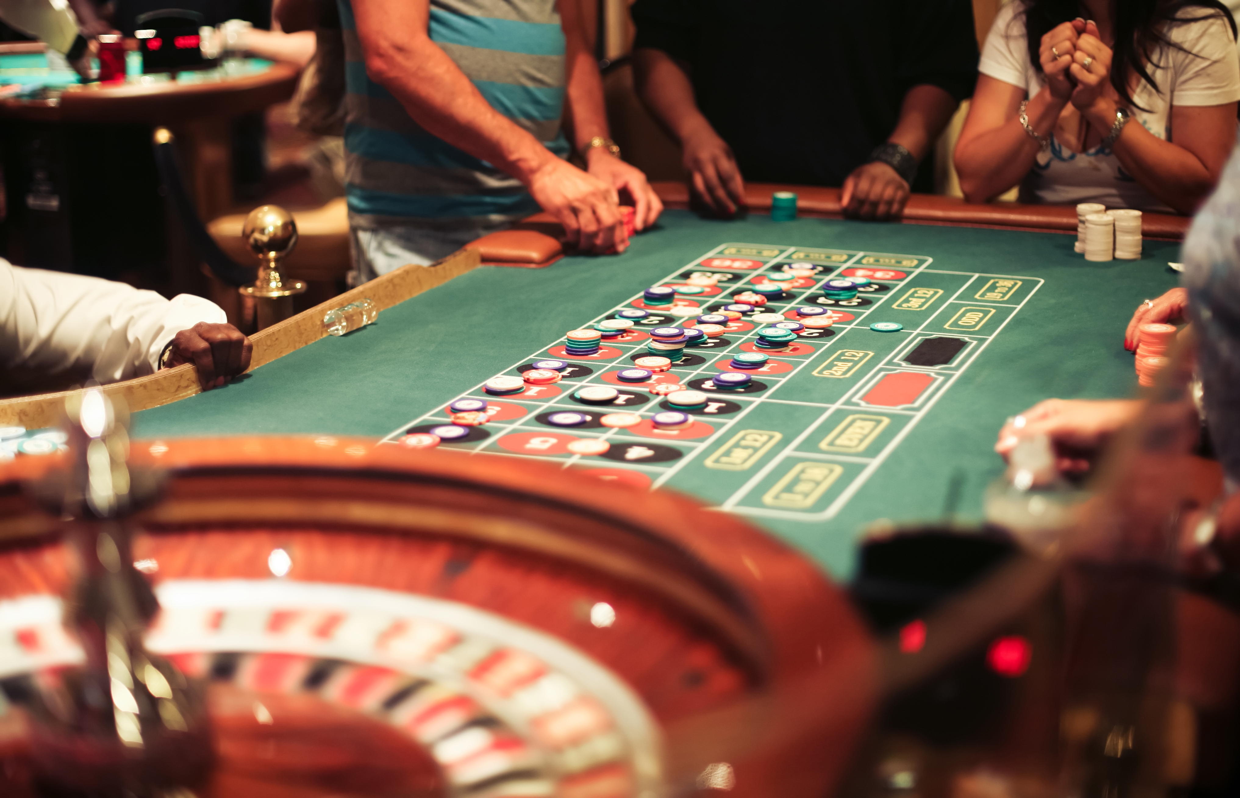 220 Free Spins at Road Casino 