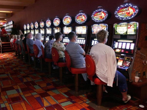 125 Loyalty Free Spins! at Royal Vegas Casino