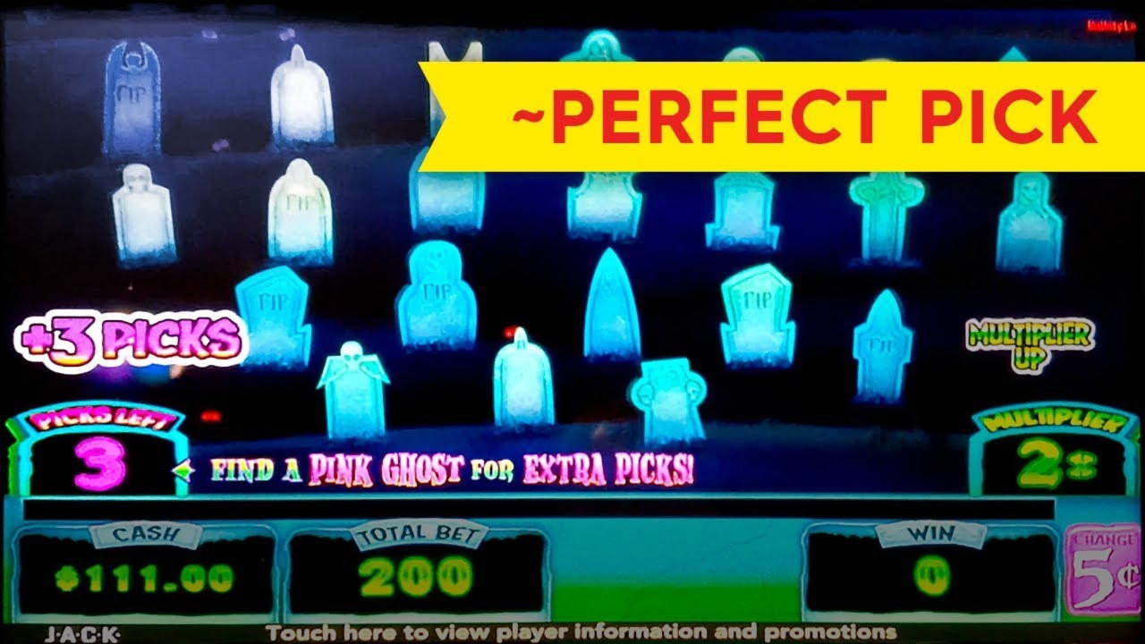 €560 Daily freeroll slot tournament at Gaming Club Casino