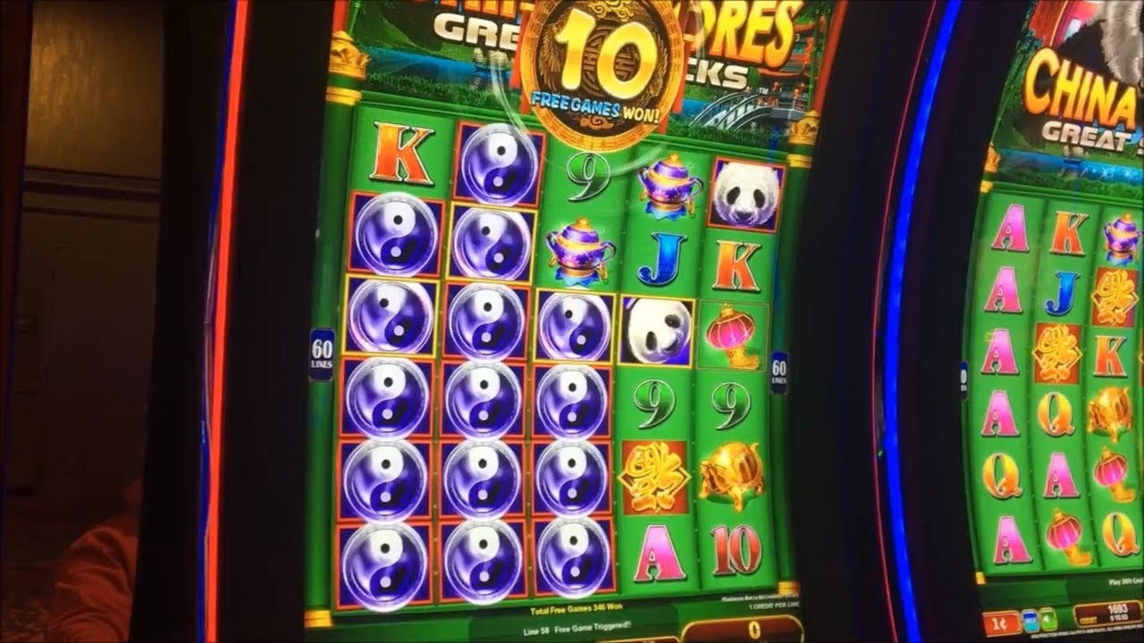 €222 Tournament at Royal Vegas Casino
