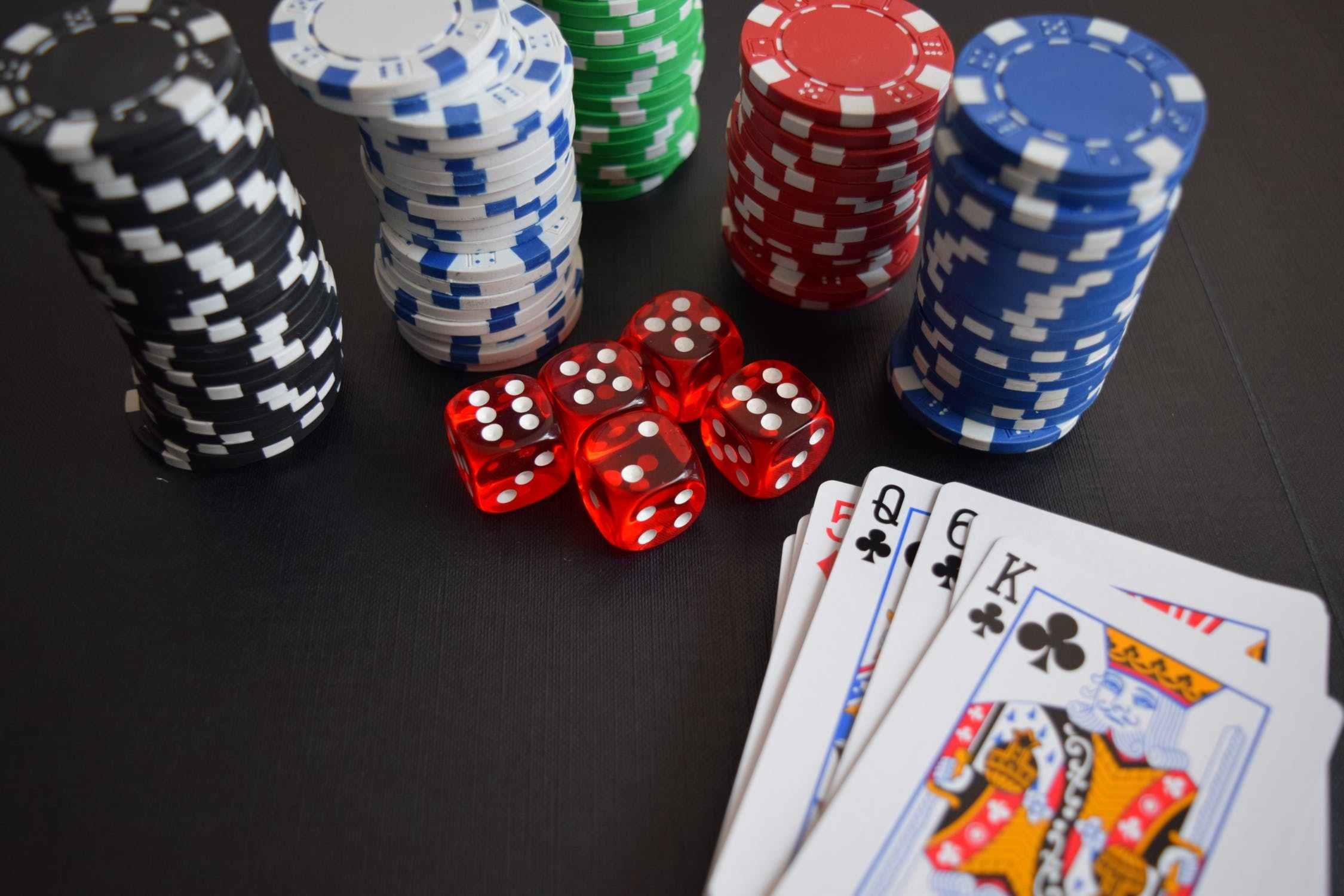 EUR 825 Mobile freeroll slot tournament at Berlin Casino 