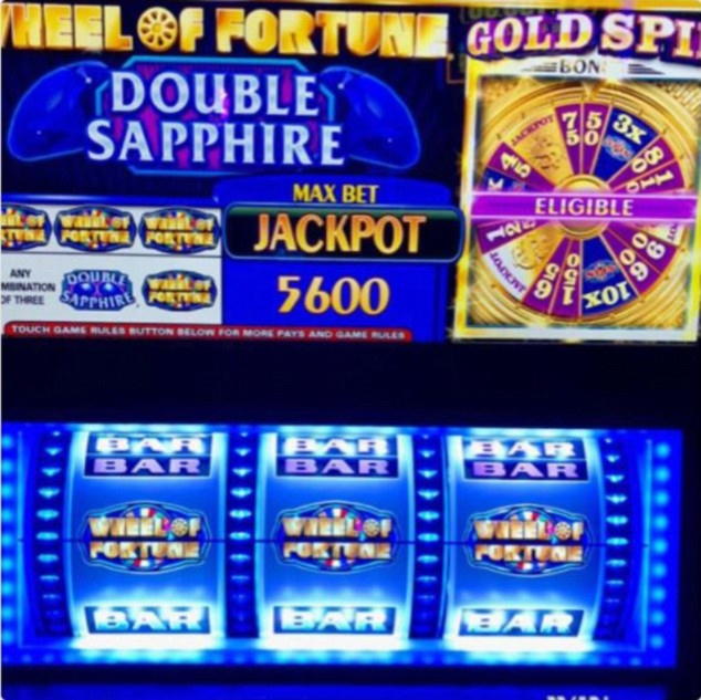 EURO 310 casino chip at Jackpot City Casino