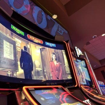75 Loyal Free Spins! at Royal Vegas Casino