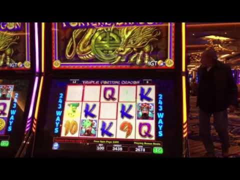 275 Free spins casino at Emu Casino