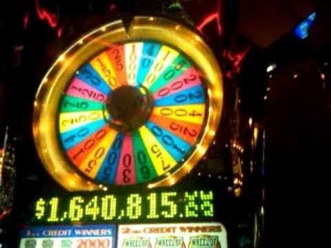 €525 Daily freeroll slot tournament at River Belle Casino