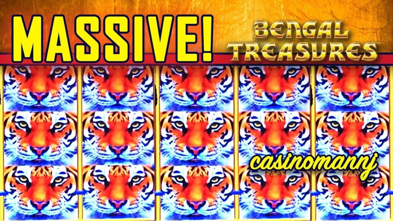 €245 Free Chip at Royal Vegas Casino