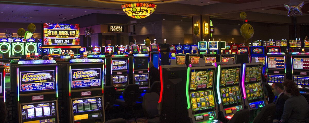 $490 Daily freeroll slot tournament at 777 Casino
