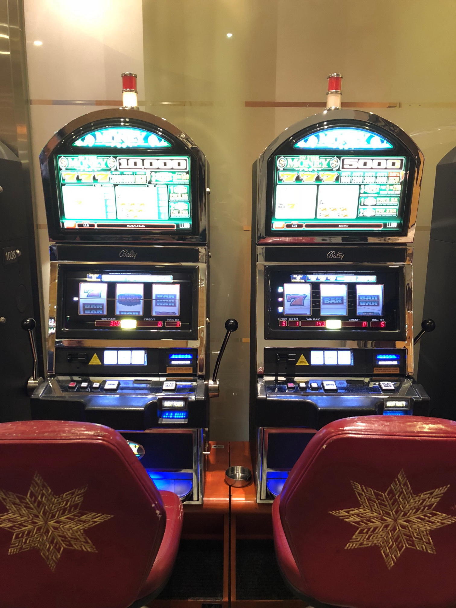 £105 Casino Chip at Casino com
